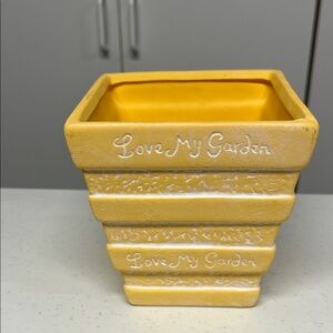 Yellow Design Square Planter Pot